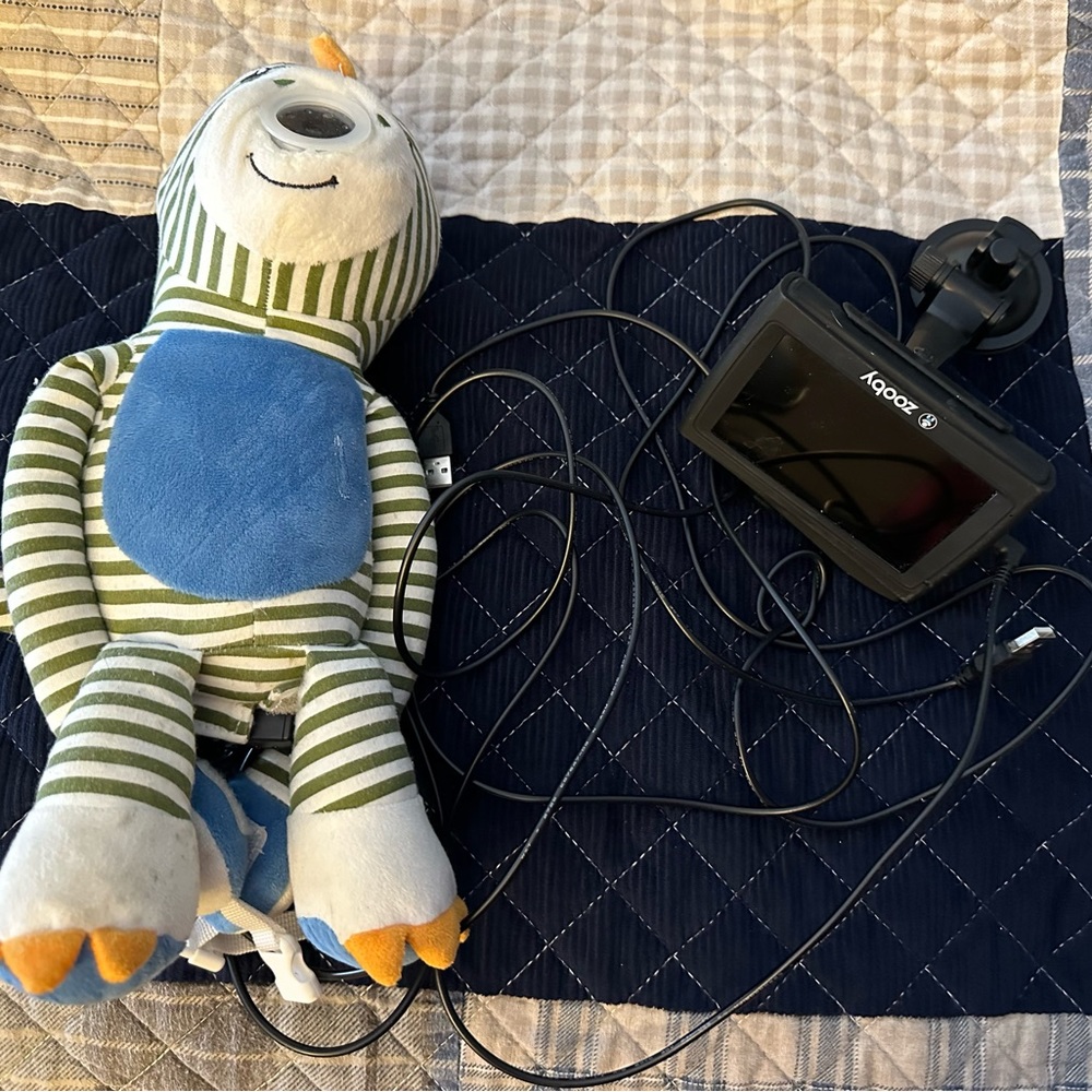 Zooby Vehicle Car Monitor